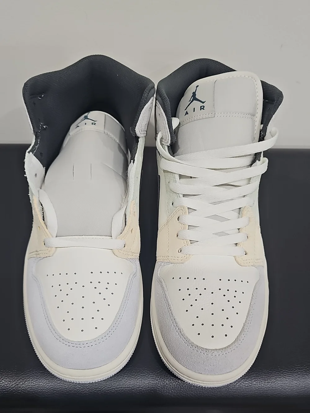 Brand New Air Jordan 1 Mid SE 'Sail Pastels' Size Men's 9.5 Sku IB7110 100